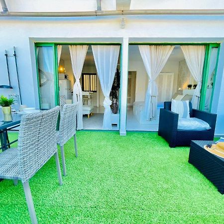 The Malibu Holiday Club Suite - Puerto Rico プエルトリコ エクステリア 写真